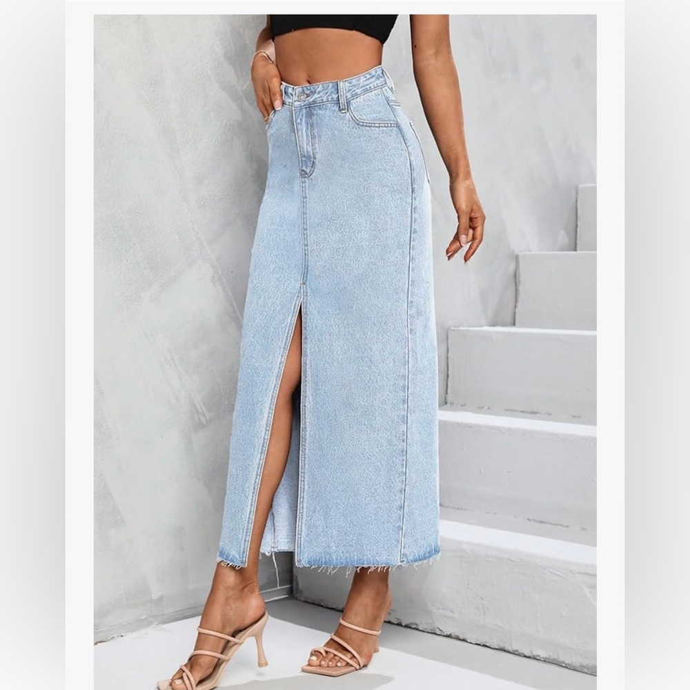 Denim skirt